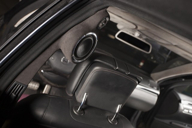 Аудиосистема в Mercedes-Benz S-Class (W221)