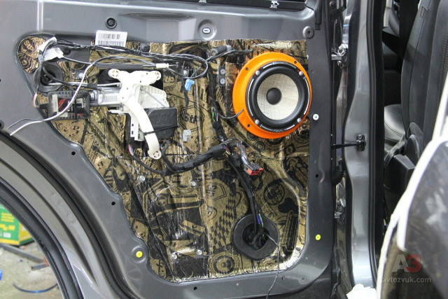 Аудиосистема в Land Rover Discovery