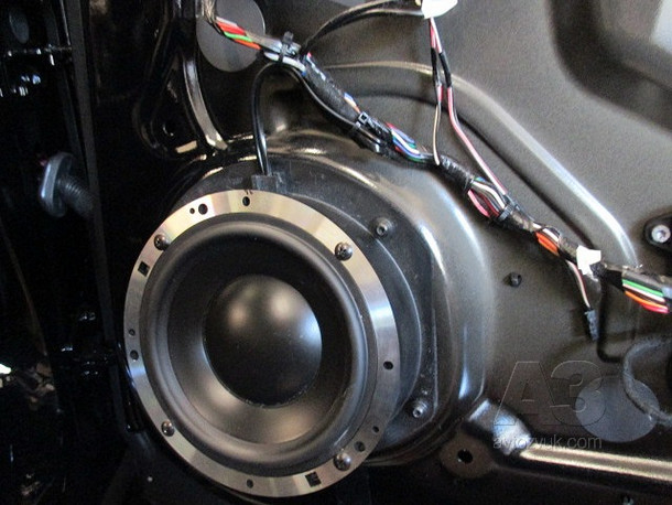 Аудиосистема в Tesla P85D
