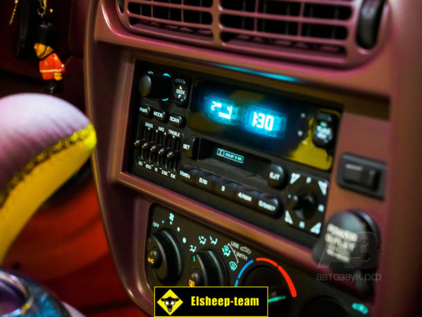 Аудиосистема в Chrysler Prowler