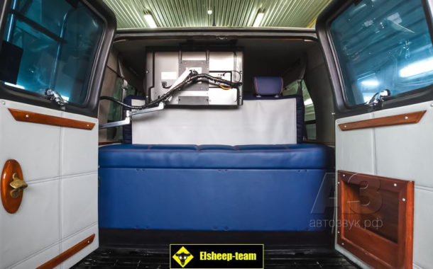 Мультимедийная система в Chevrolet Van