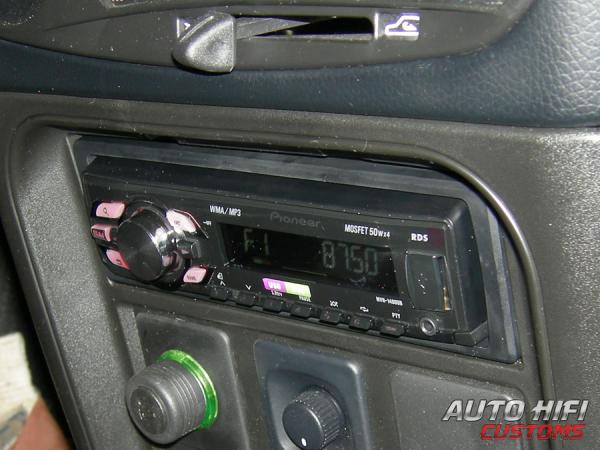 Autoradio Pioneer MVH 1400 UB