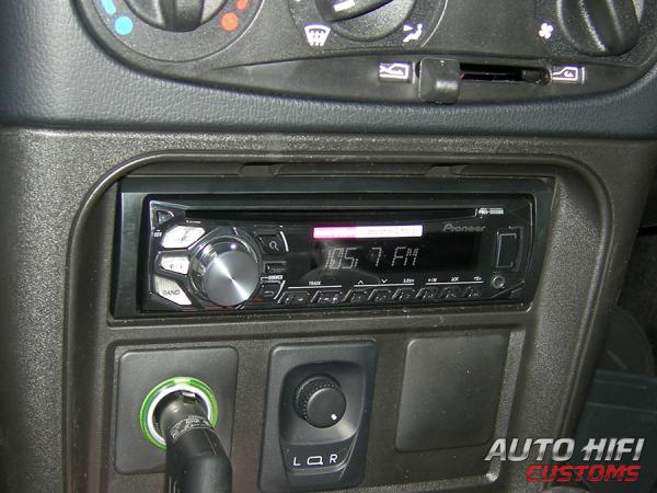 Radio para coche Pioneer DEH-1600UBG