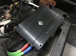 Установка усилителя Helix M FOUR в Volkswagen Multivan T6