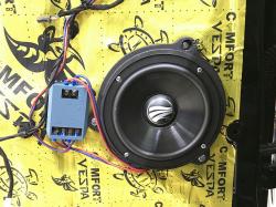 Установка акустики Rainbow EL-C260A в GAC GS8