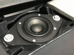 Установка акустики AMP FRUA-5 в Toyota Highlander IV U70