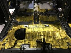 Установка шумоизоляции Comfort Mat Spider в KIA Seltos