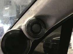 Установка акустики Brax GRAPHIC GL1 MK2 в KIA Sorento IV (MQ)