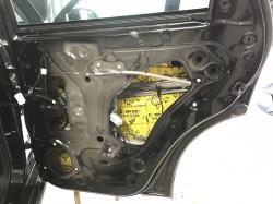 Установка шумоизоляции Comfort Mat Vespa в Haval Jolion