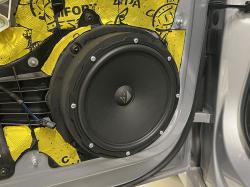 Установка акустики Helix Ci3 W200FM-S2 в Audi A6 (C8)