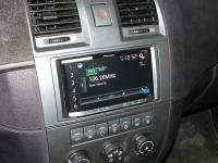 Фотография установки магнитолы Pioneer AVH-X8700BT в UAZ Patriot