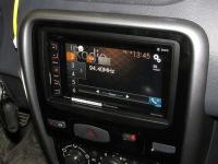 Фотография установки магнитолы Pioneer AVH-X2800BT в Renault Duster