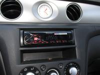 Фотография установки магнитолы Pioneer MVH-180UB в Mitsubishi Outlander