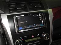 Фотография установки магнитолы Pioneer AVH-X8800BT в Toyota Camry V50