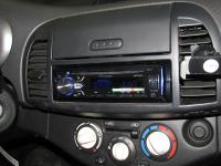 Фотография установки магнитолы Pioneer DEH-X2900UI в Nissan Micra