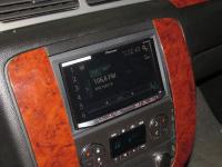 Фотография установки магнитолы Pioneer AVH-X8800BT в Chevrolet Tahoe III