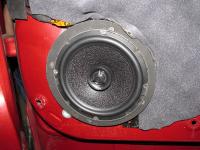 Установка акустики Morel Maximo Coax 6 в Mazda CX-5