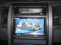 Фотография установки магнитолы Pioneer AVH-P4300DVD в Nissan X-Trail (T31)