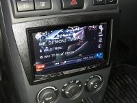 Фотография установки магнитолы Pioneer AVH-X5800BT в Lada Priora 2