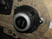 Установка акустики Focal Integration IFBMW-S в BMW 3 (E90)