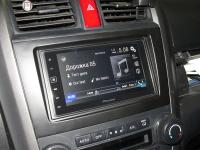 Фотография установки магнитолы Pioneer SPH-DA120 в Honda CR-V (III)