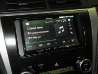 Фотография установки магнитолы Pioneer AVH-Z5000BT в Toyota Camry V50