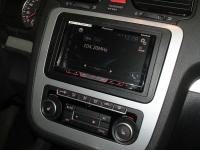 Фотография установки магнитолы Pioneer AVH-X5800BT в Volkswagen Golf