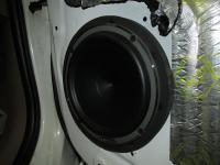 Установка акустики Hertz MPK 165.3 Pro в Toyota Fortuner