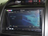 Фотография установки магнитолы Pioneer AVH-P4300DVD в KIA Sorento II (XM)