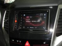 Фотография установки магнитолы Pioneer AVH-A200BT в SsangYong Tivoli