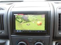 Фотография установки магнитолы Pioneer AVH-P4300DVD в Peugeot Boxer