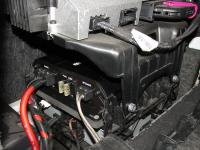 Установка усилителя Art Sound XE 1K в Audi A6 (C7)
