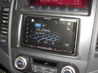 Фотография установки магнитолы Pioneer AVH-Z9100BT в Mitsubishi Pajero IV