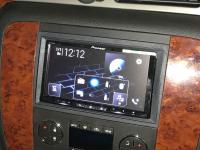 Фотография установки магнитолы Pioneer AVH-Z9100BT в Chevrolet Tahoe III