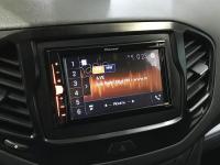 Фотография установки магнитолы Pioneer MVH-A210BT в Lada Vesta