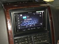 Фотография установки магнитолы Pioneer AVH-Z9100BT в Ford Explorer IV