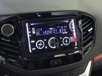 Фотография установки магнитолы Pioneer FH-S720BT в Lada Vesta SW Cross