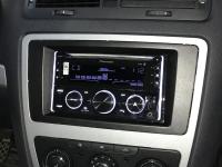 Фотография установки магнитолы Pioneer FH-S720BT в Skoda Octavia (A5)