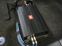 Установка усилителя JBL Stage A9004 в Mitsubishi Lancer X