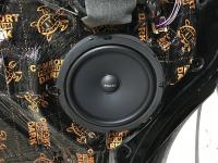 Установка акустики Focal Universal ISU200 в Volkswagen Caravelle T5