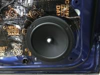 Установка акустики Focal Universal ISU200 в Skoda Karoq