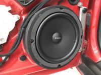 Установка акустики Focal Universal ISU200 в Audi TT