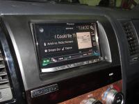 Фотография установки магнитолы Pioneer AVH-X8800BT в Toyota Tundra II