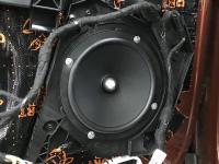 Установка акустики Focal Universal ISU165 в Peugeot 3008