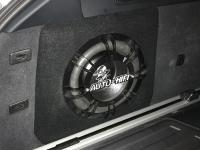 Установка сабвуфера Ground Zero GZRW 10D4 в Audi A6 (C7)