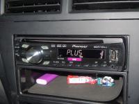 Фотография установки магнитолы Pioneer DEH-2320UB в Nissan Almera