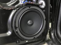 Установка акустики Focal Universal ISU200 в Volkswagen Touareg