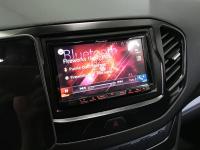 Фотография установки магнитолы Pioneer AVH-X5800BT в Lada Vesta SW