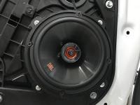 Установка акустики JBL Club 620F в KIA Sportage IV (QL)