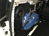 Установка сабвуфера Audio System R 10 FLAT EVO в Toyota Land Cruiser 150